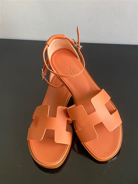 hermes santorini sandal true to size|hermes sandals with strap.